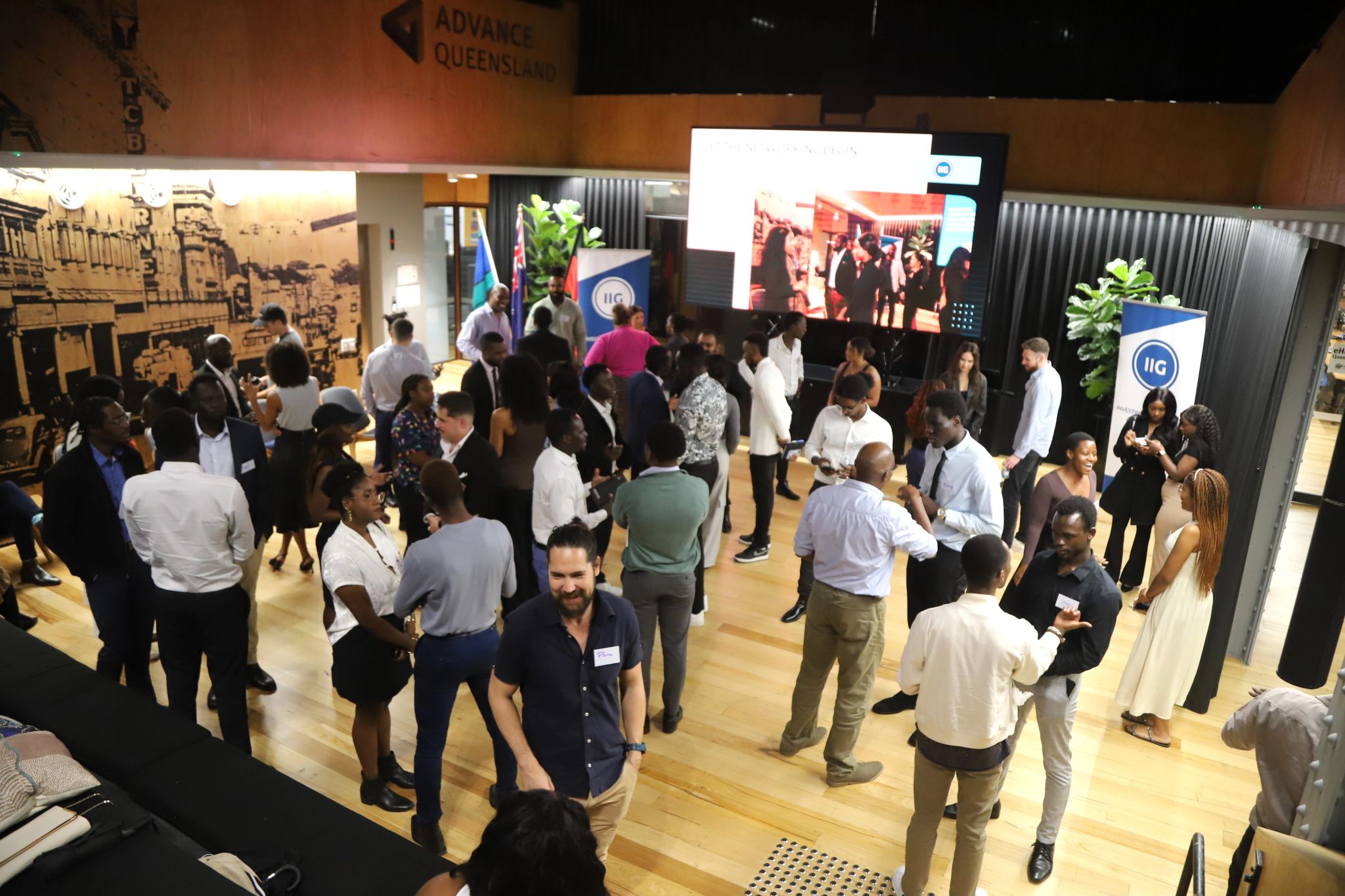 Guests networking during an IIG event
